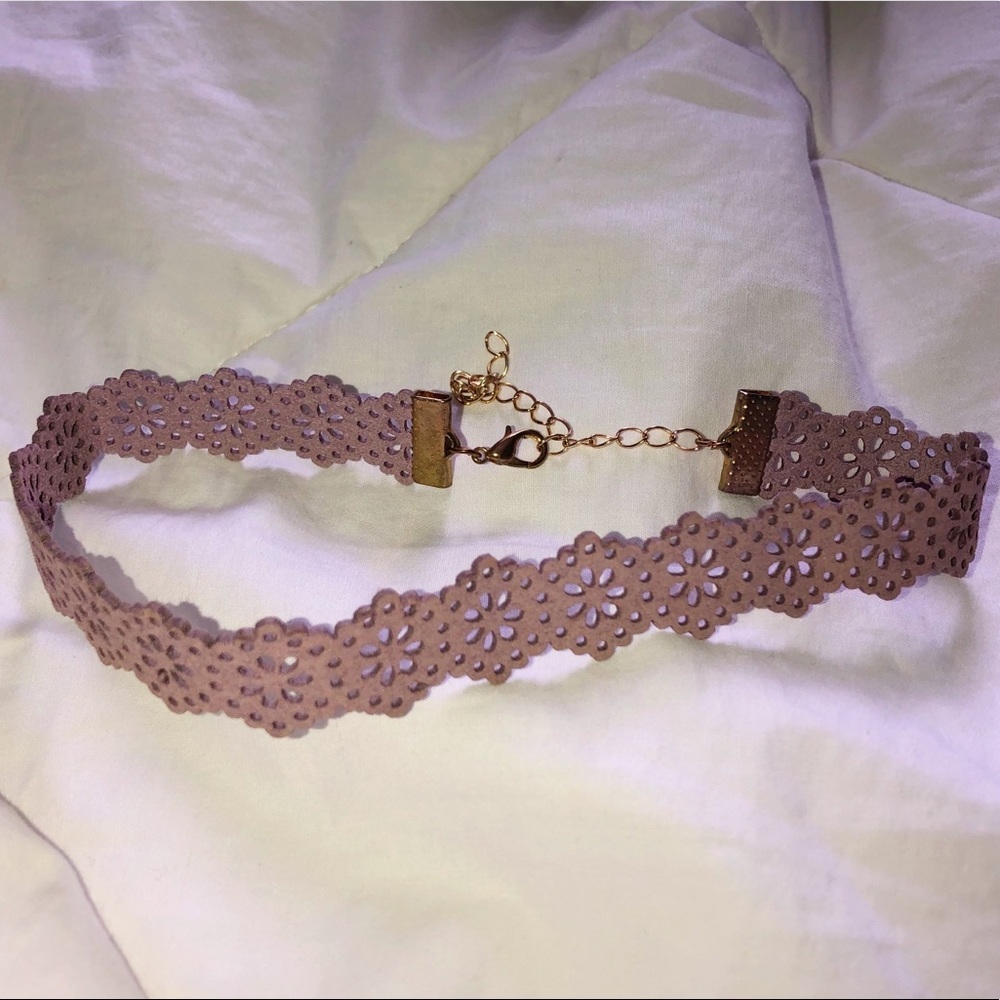 Purple choker